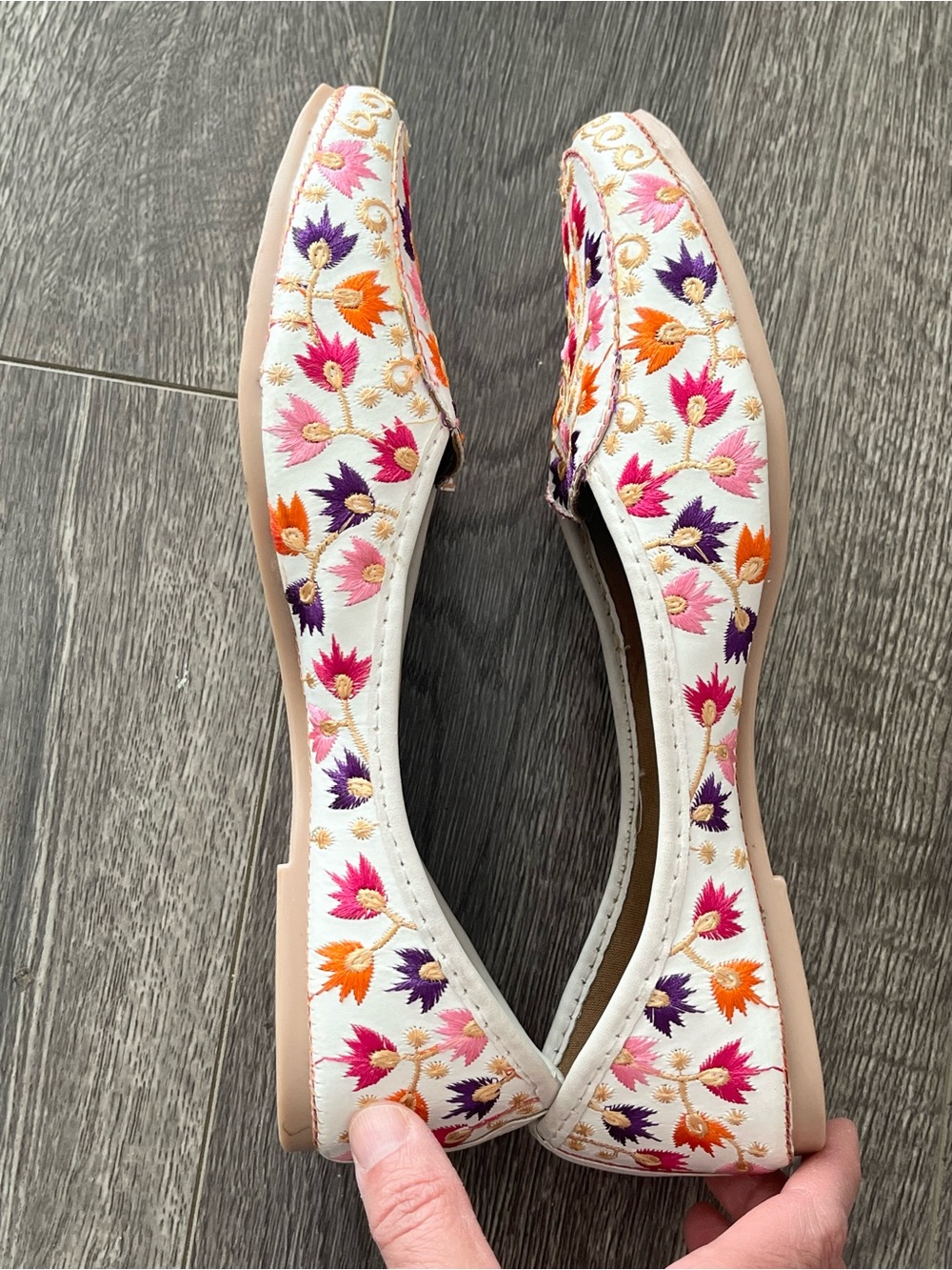 Embroidered Floral Slip-On Flats - Size 7.5 - Picture 3 of 11